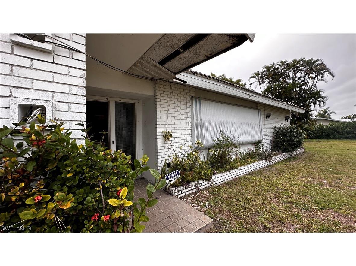 10300 Mcgregor Boulevard Fort Myers FL 33919 224013179 image1