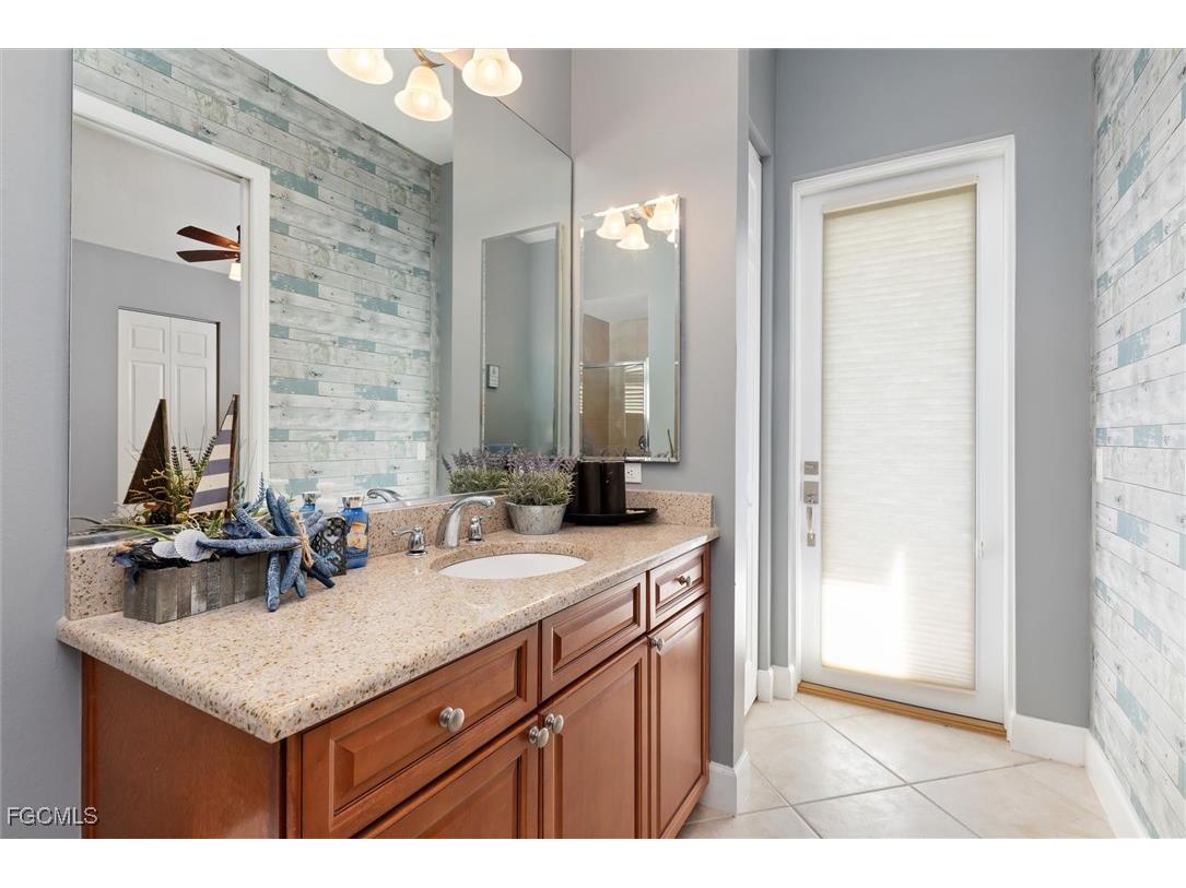 10300 Tarpon Landings Terrace #4 Placida FL 33946 2025022579 image34