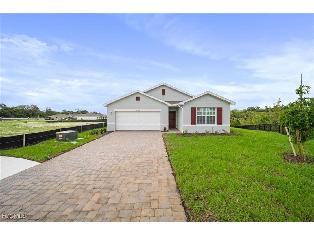 10302 Blooming Blossom Court #ROOM 4 Fort Myers FL 33905 2025003392 image2