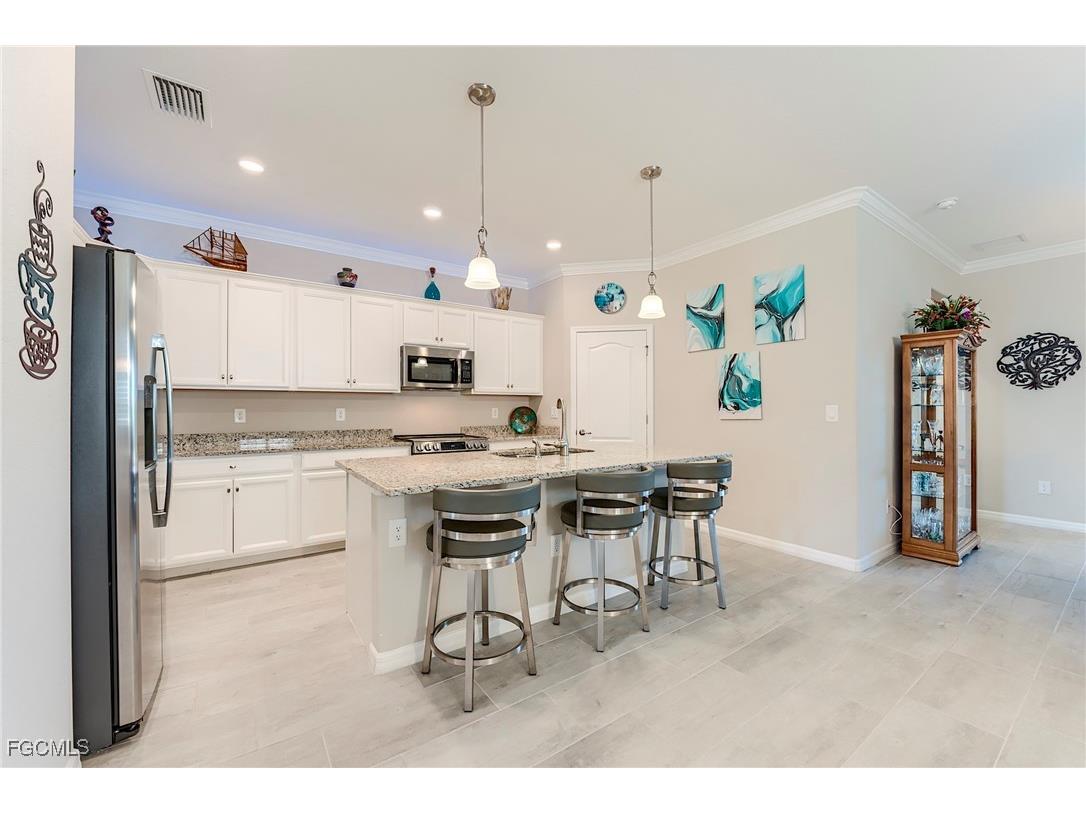 10304 Livorno Drive Fort Myers FL 33913 2025008938 image4