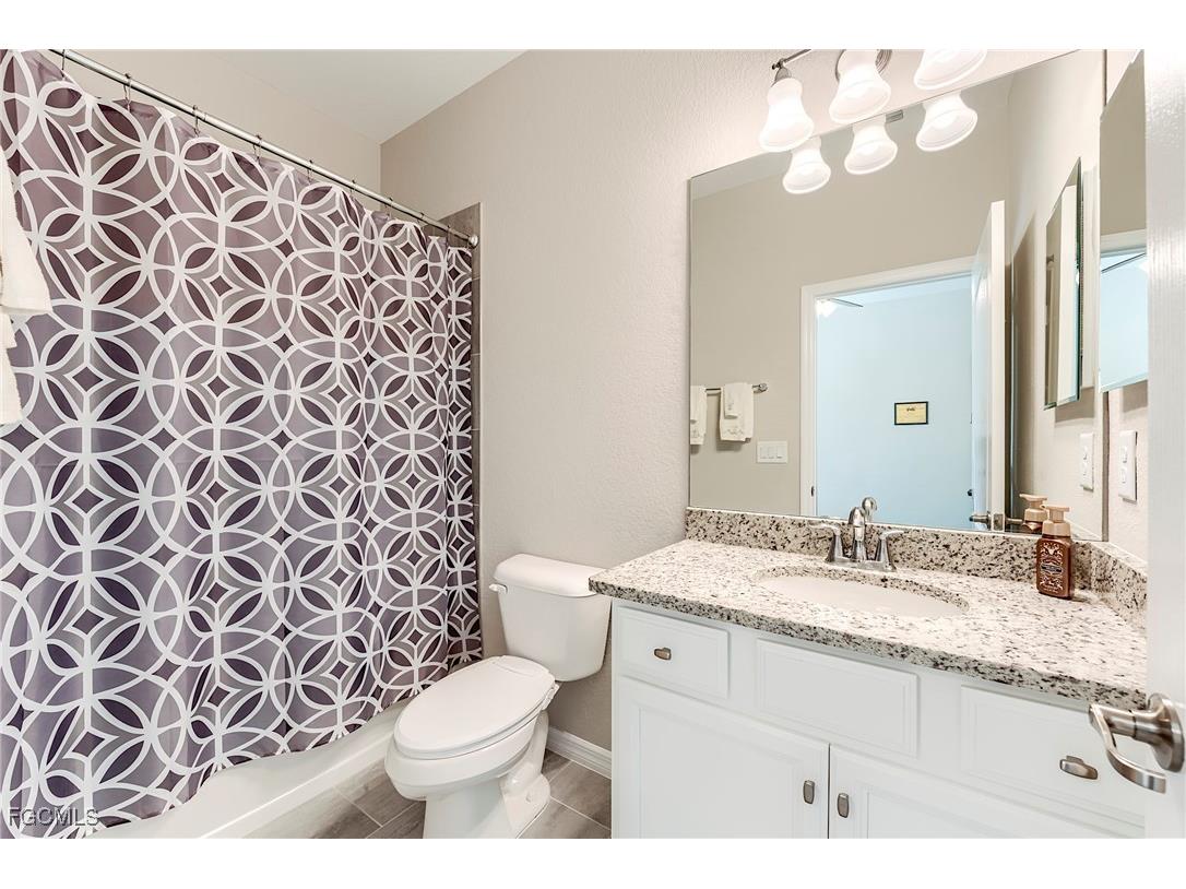 10304 Livorno Drive Fort Myers FL 33913 2025008938 image44