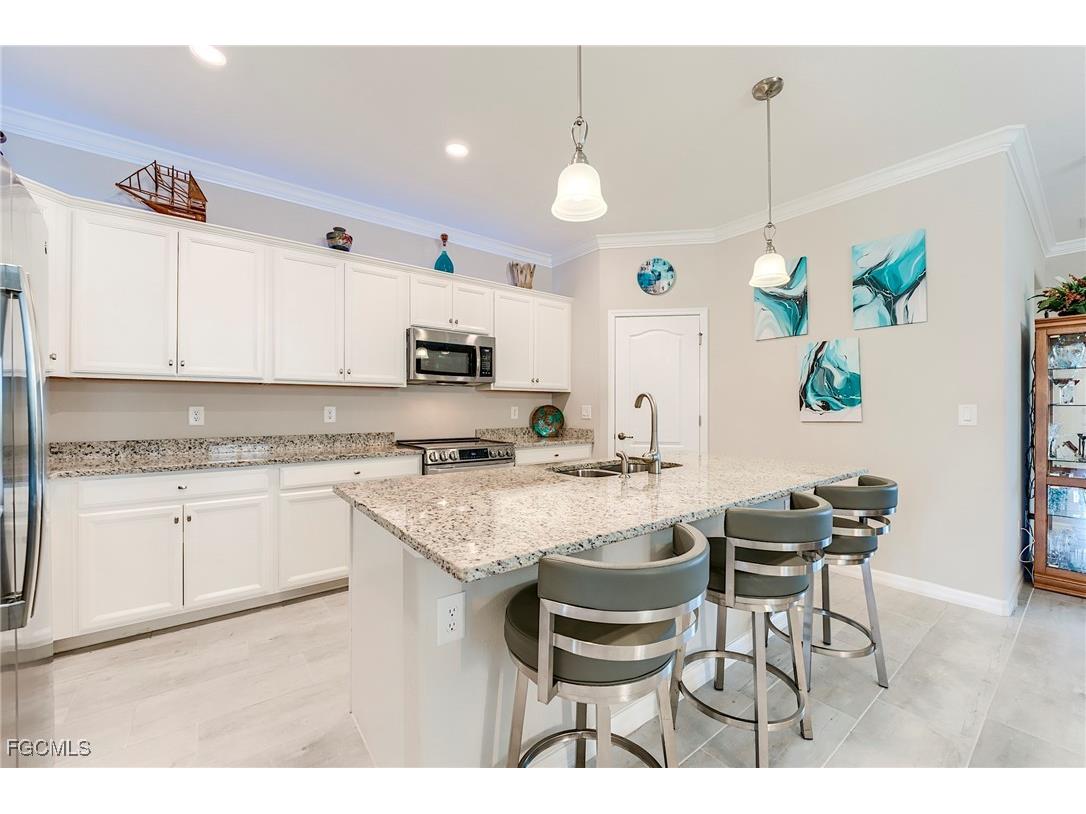 10304 Livorno Drive Fort Myers FL 33913 2025008938 image6