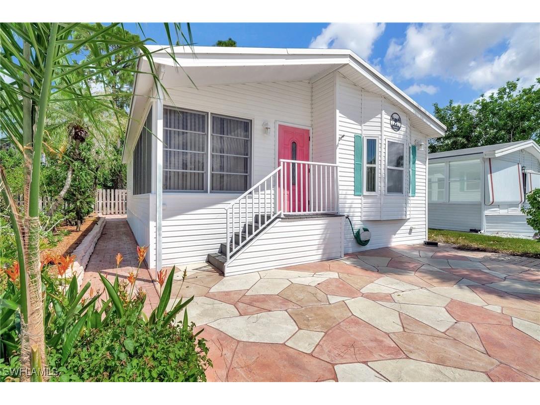 1031 Crystal Lake Drive Naples FL 34120 225062714 image2