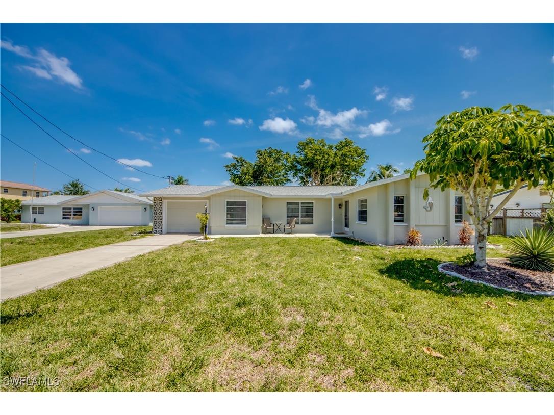 1031 Dolphin Drive Cape Coral FL 33904 225052861 image1