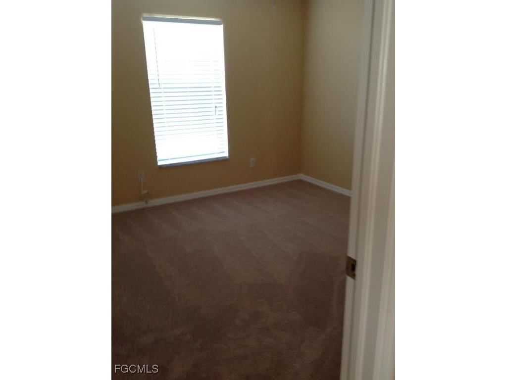 1031 NE 7th Place Cape Coral FL 33909 2025006455 image14