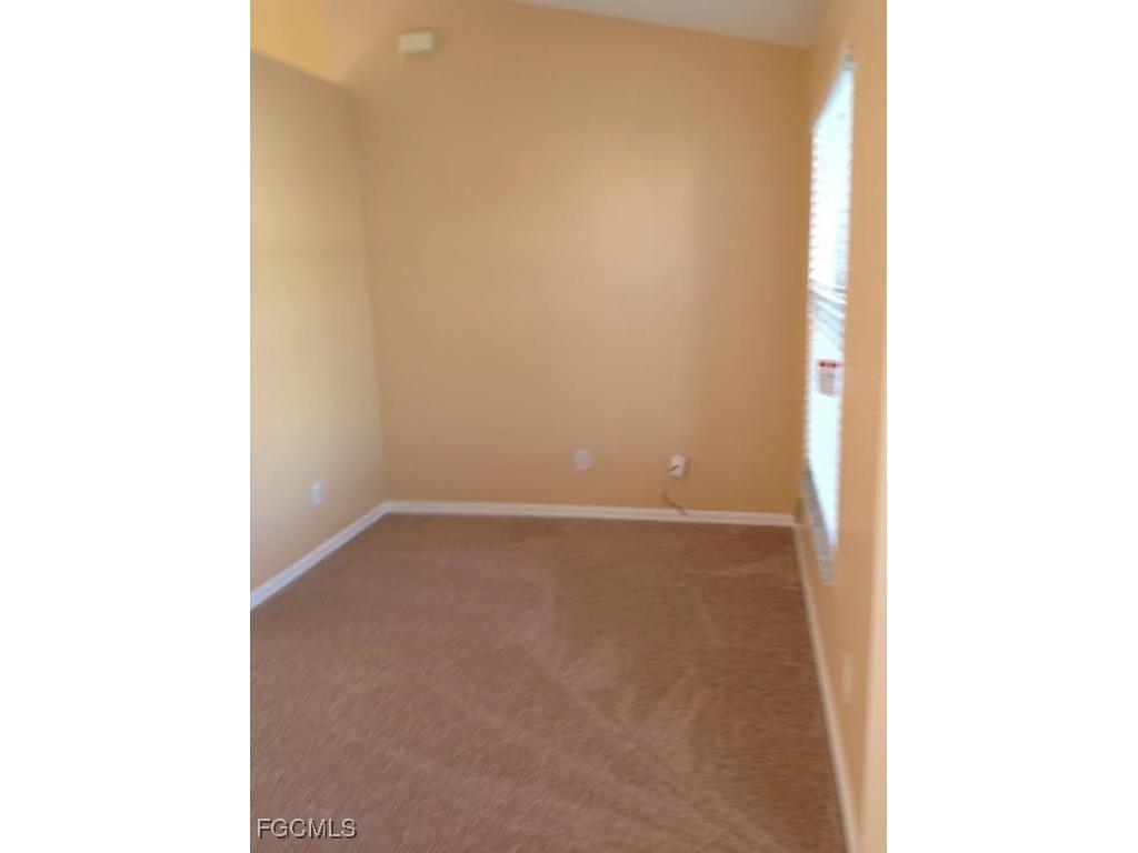 1031 NE 7th Place Cape Coral FL 33909 2025006455 image17