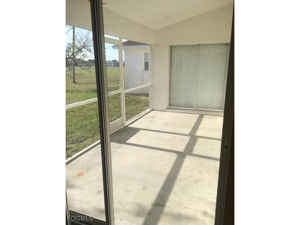 1031 NE 7th Place Cape Coral FL 33909 2025006455 image5