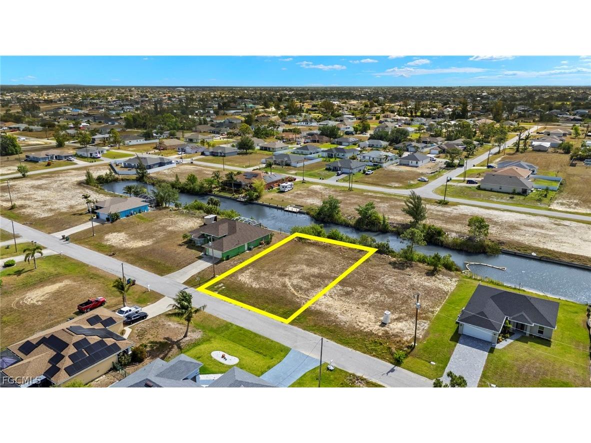 1031 NW 23rd Avenue Cape Coral FL 33993 2026010021 image4