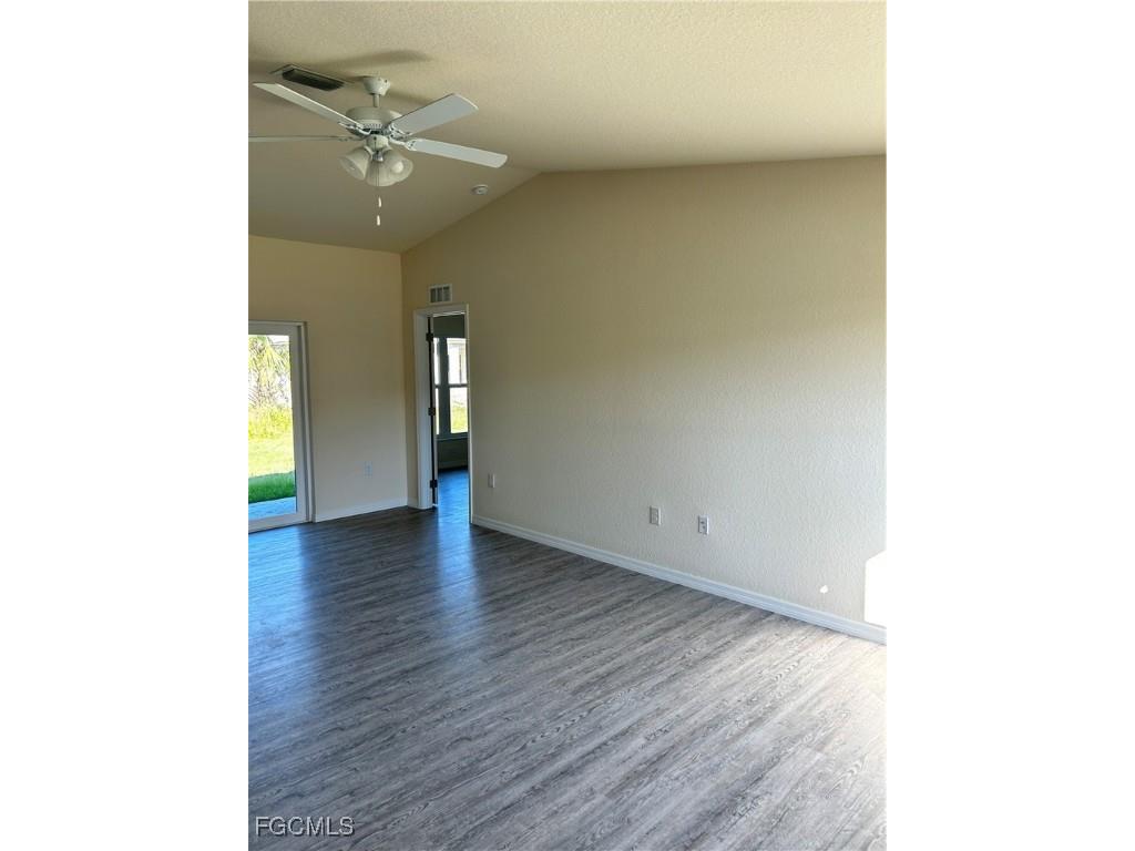 1031 S Bronze Court Labelle FL 33935 2025008922 image2