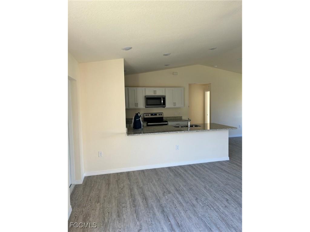 1031 S Bronze Court Labelle FL 33935 2025008922 image4