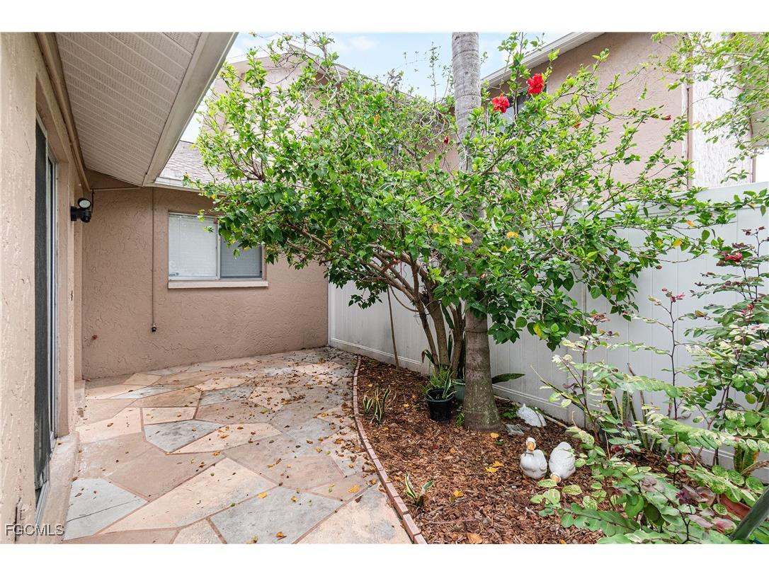 1031 SE 8th Terrace #2H Cape Coral FL 33990 2025024166 image5