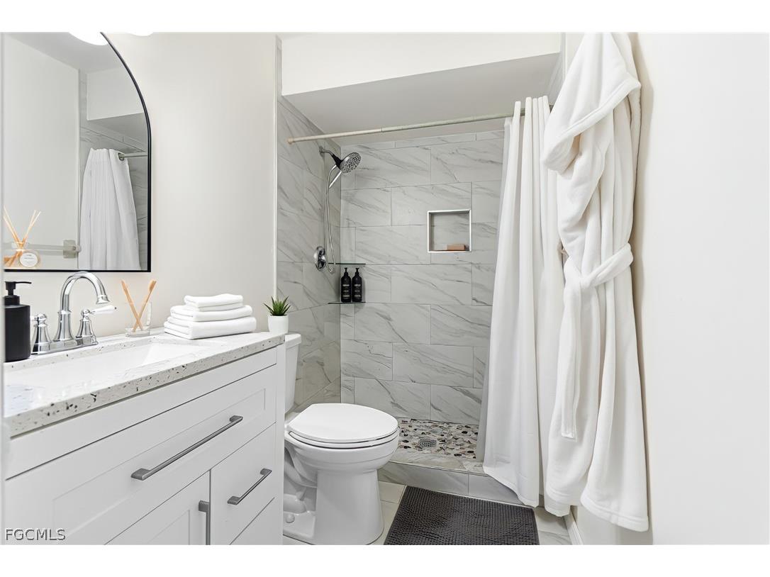 1031 SE 8th Terrace #2H Cape Coral FL 33990 2026009040 image8
