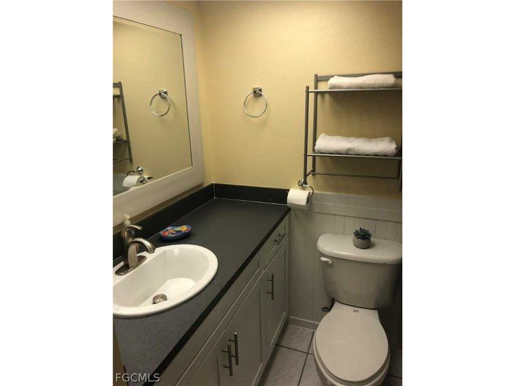 1031 SE 9th Street #4 Cape Coral FL 33990 2026007216 image5