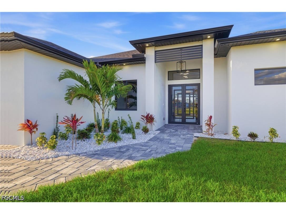 1031 SW 1st Terrace Cape Coral FL 33991 2026016045 image5