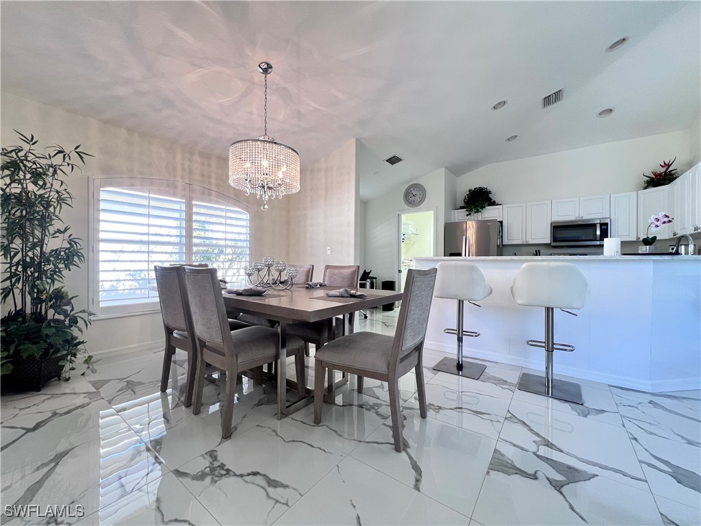 1031 Tivoli Lane Naples FL 34104 225057984 image4