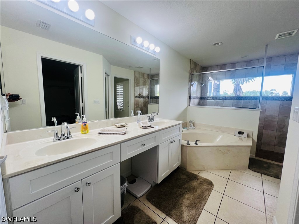 1031 Tivoli Lane Naples FL 34104 226022579 image9