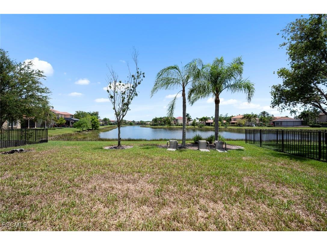 10310 Carolina Willow Drive Fort Myers FL 33913 2025020950 image3