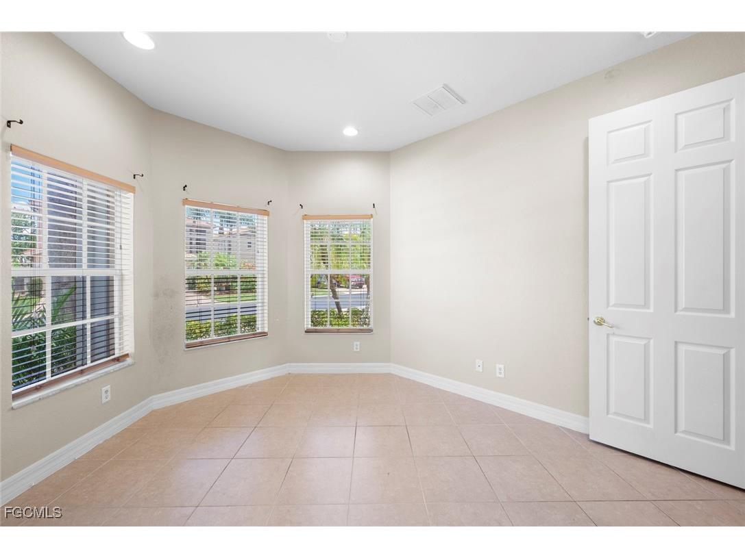 10310 Carolina Willow Drive Fort Myers FL 33913 2025020950 image5
