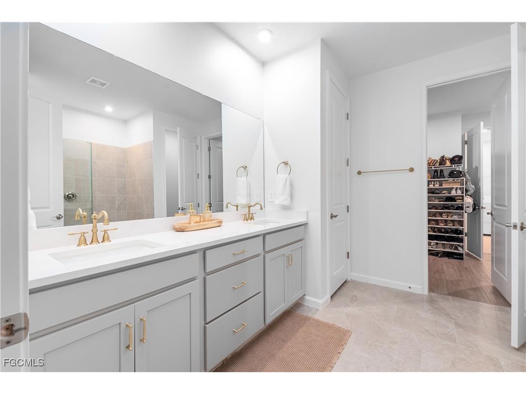 10313 Bonavie Cove Drive Fort Myers FL 33966 2026002496 image19