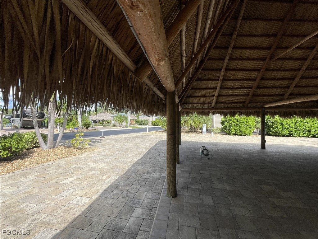 10316 Fire Flag Trail Fort Myers FL 33905 2025015325 image16