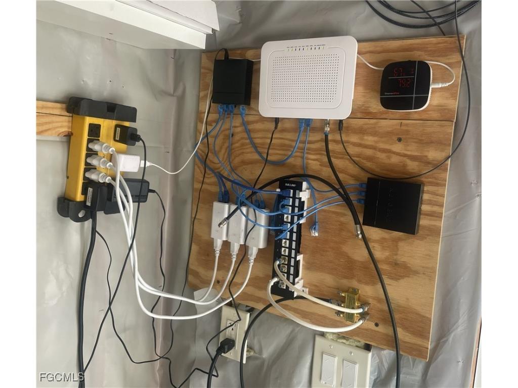 10316 Fire Flag Trail Fort Myers FL 33905 2025015325 image32