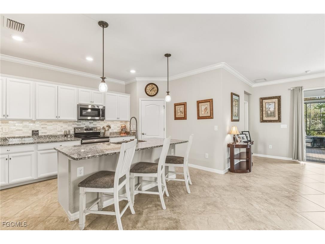 10319 Fontanella Drive Fort Myers FL 33913 2025019006 image9