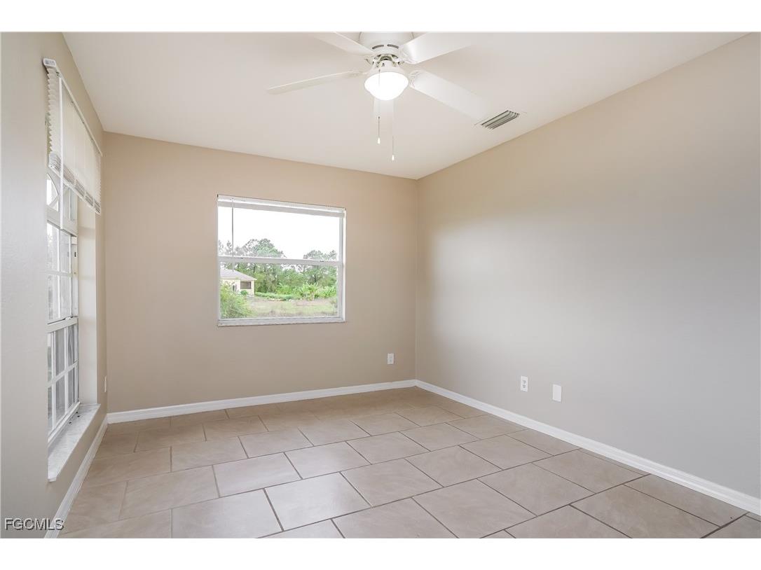 1032 Halby Avenue S Lehigh Acres FL 33974 2025013559 image2