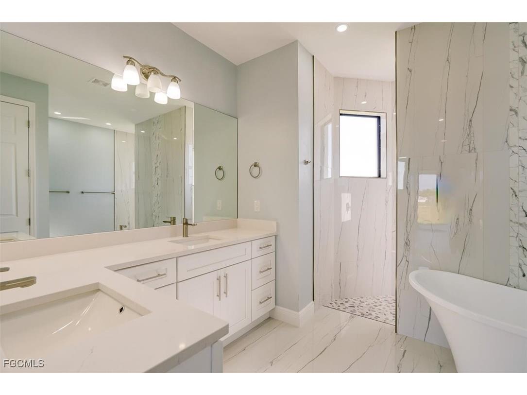 1032 NW 36th Place Cape Coral FL 33993 2026004884 image20