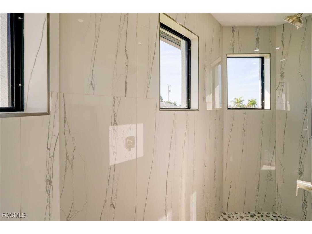 1032 NW 36th Place Cape Coral FL 33993 2026004884 image24