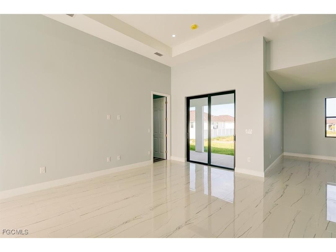 1032 NW 36th Place Cape Coral FL 33993 2026004884 image5