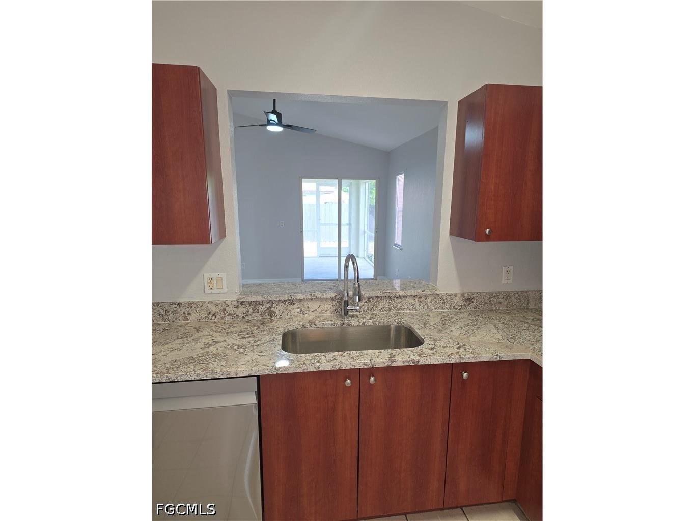 1032 SE 11th Street #1 Cape Coral FL 33990 2026026024 image8