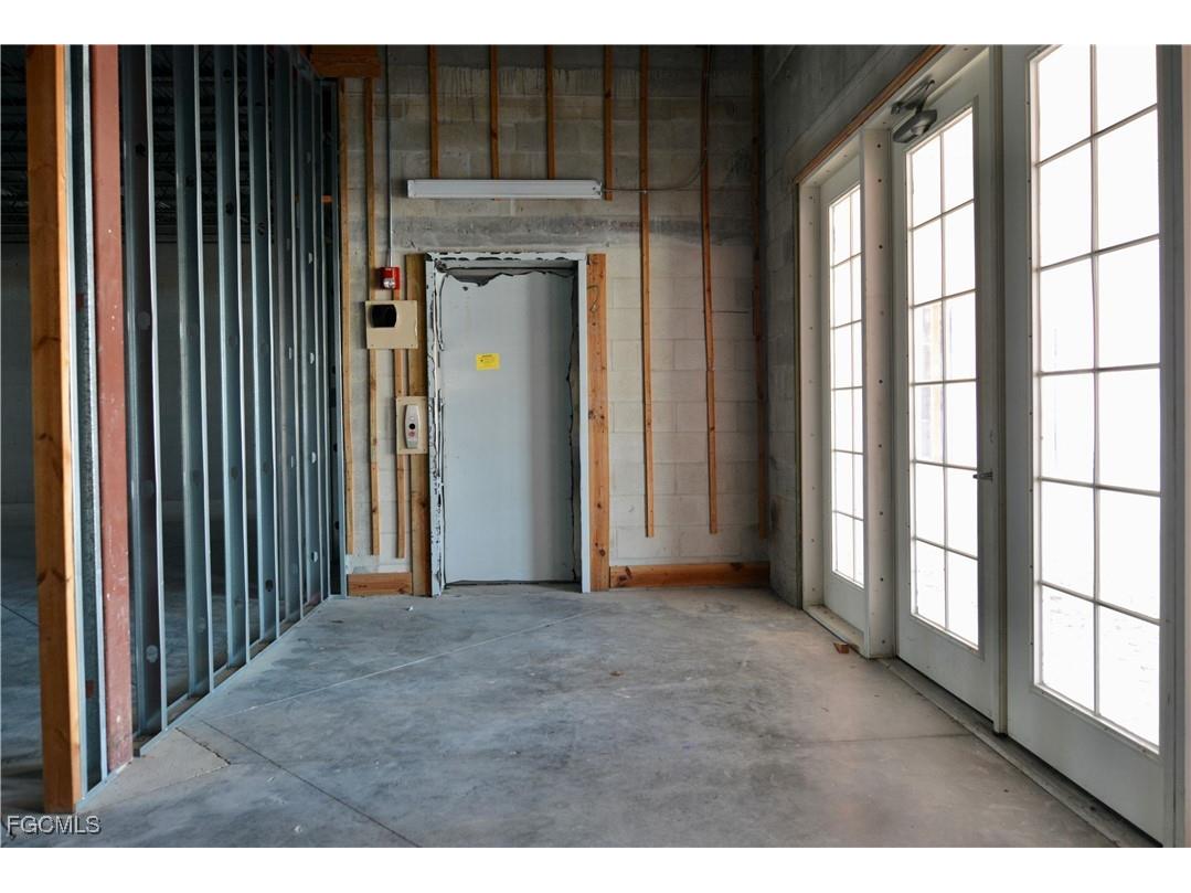 1032 Tamiami Trail #6 Port Charlotte FL 33953 2025005804 image6