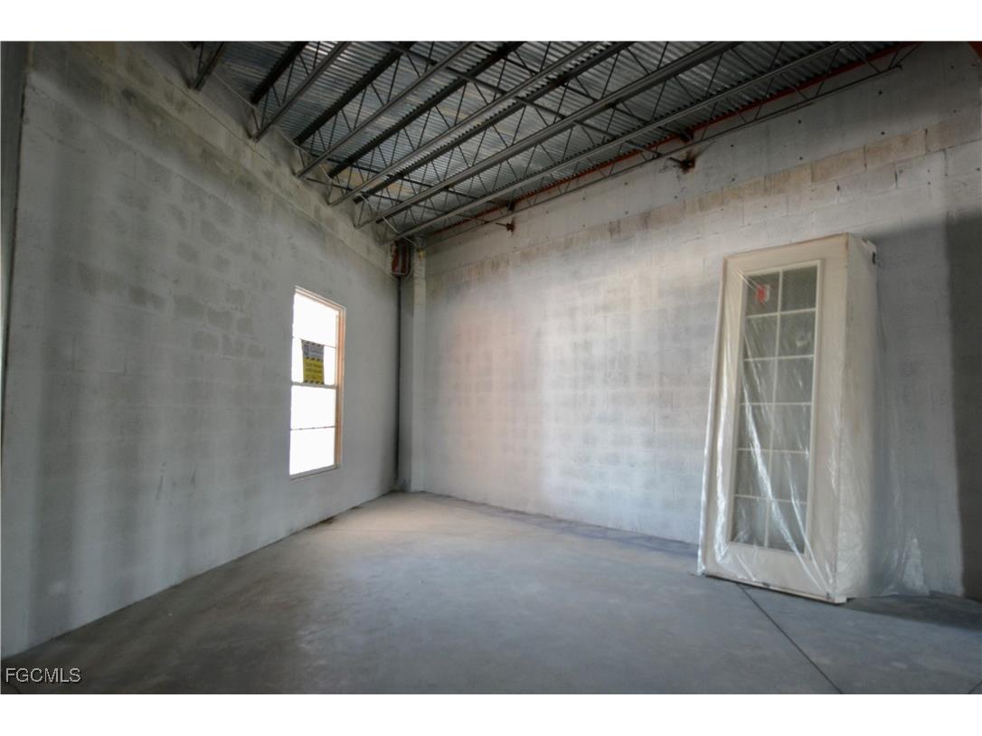 1032 Tamiami Trail #6 Port Charlotte FL 33953 2025005804 image7