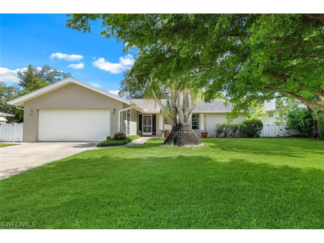 10320 River Drive Bonita Springs FL 34135 224039201 image1