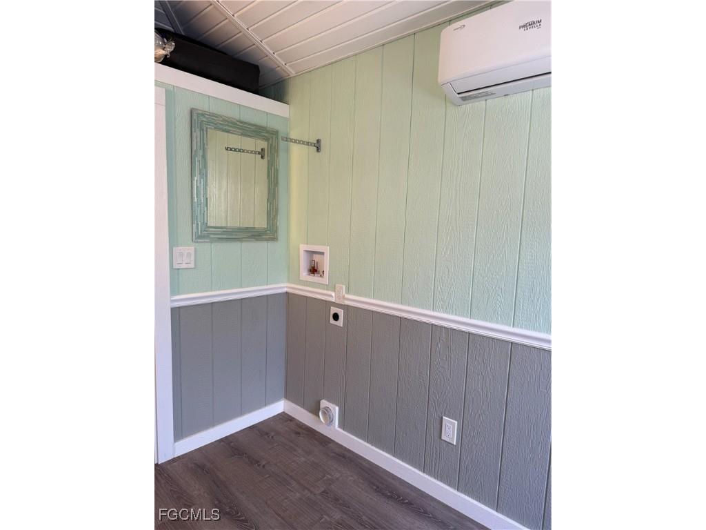 10323 Fire Flag Trail Fort Myers FL 33905 2025019512 image29