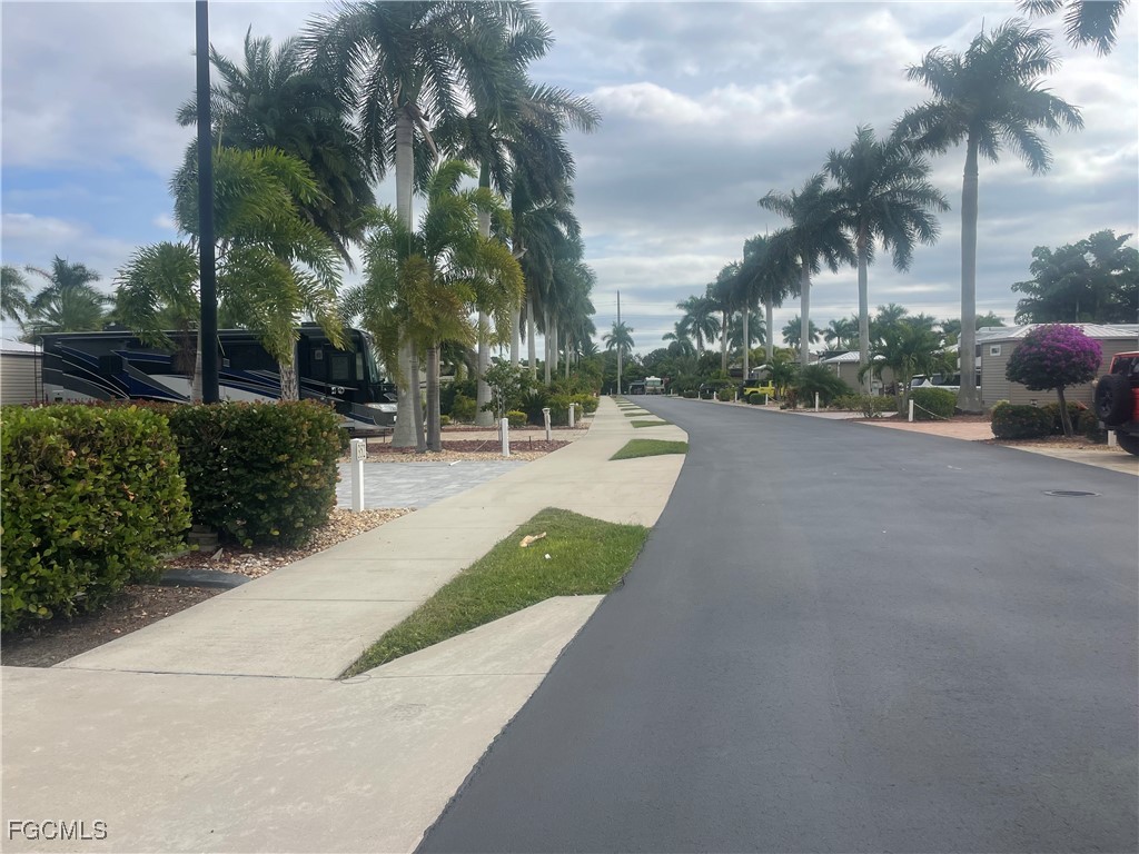 10323 Fire Flag Trail Fort Myers FL 33905 2025019512 image35