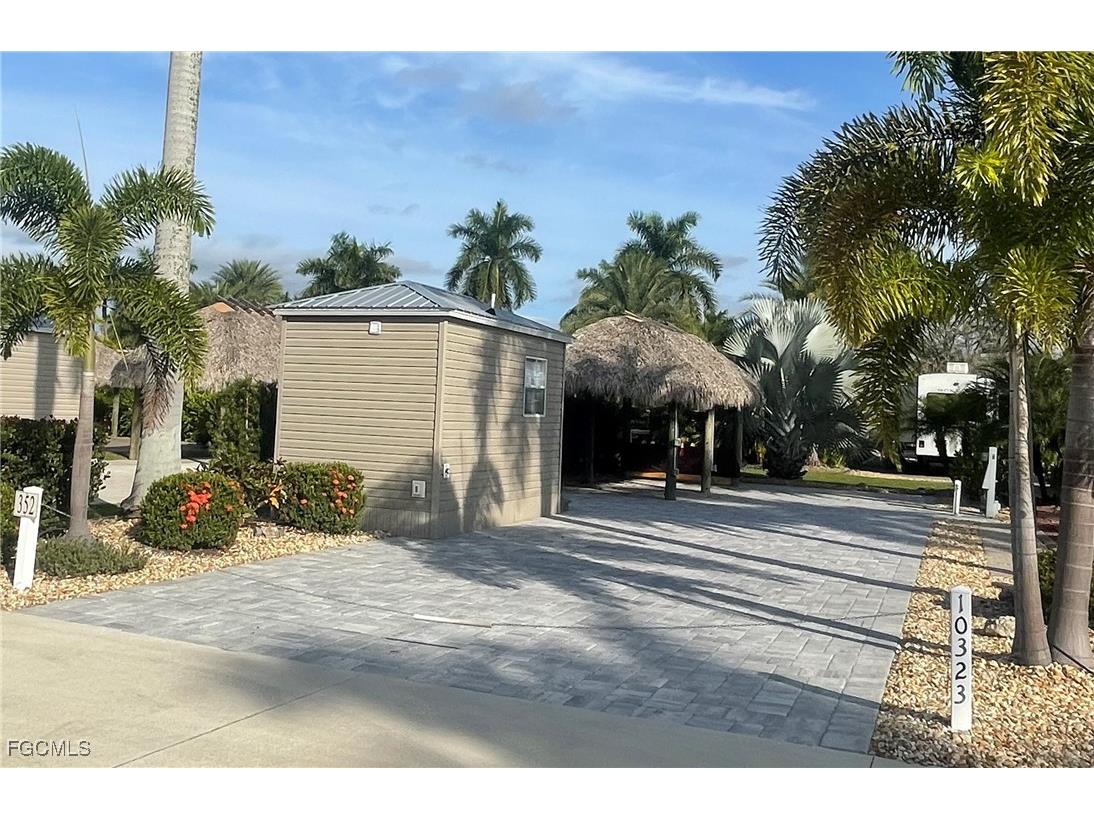 10323 Fire Flag Trail Fort Myers FL 33905 2025019512 image4