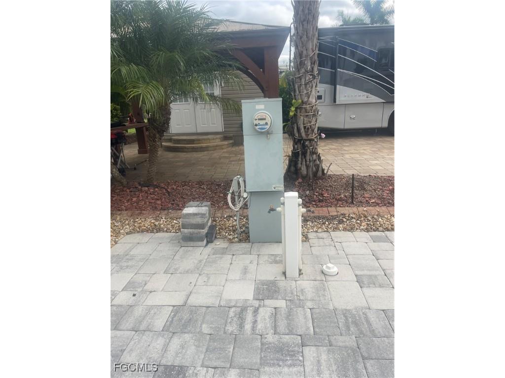 10323 Fire Flag Trail Fort Myers FL 33905 2025019512 image7