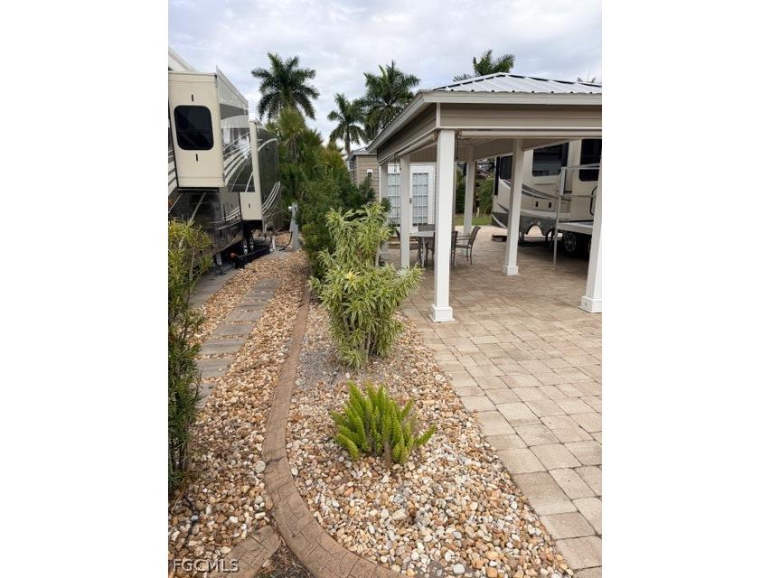 10329 Fire Flag Trail Fort Myers FL 33905 2026007457 image2