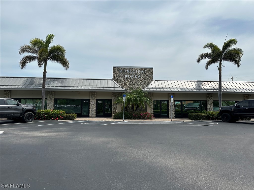 1033 5th Avenue N #C-12 Naples FL 34102 223041958 image1