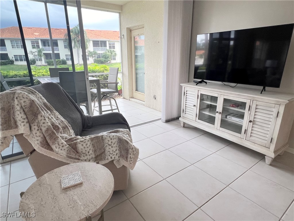 1033 Egrets Walk Circle #6-101 Naples FL 34108 226001329 image4