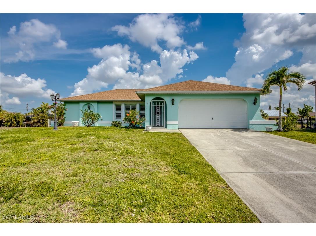 1033 NE 2nd Street Cape Coral FL 33909 225037282 image1