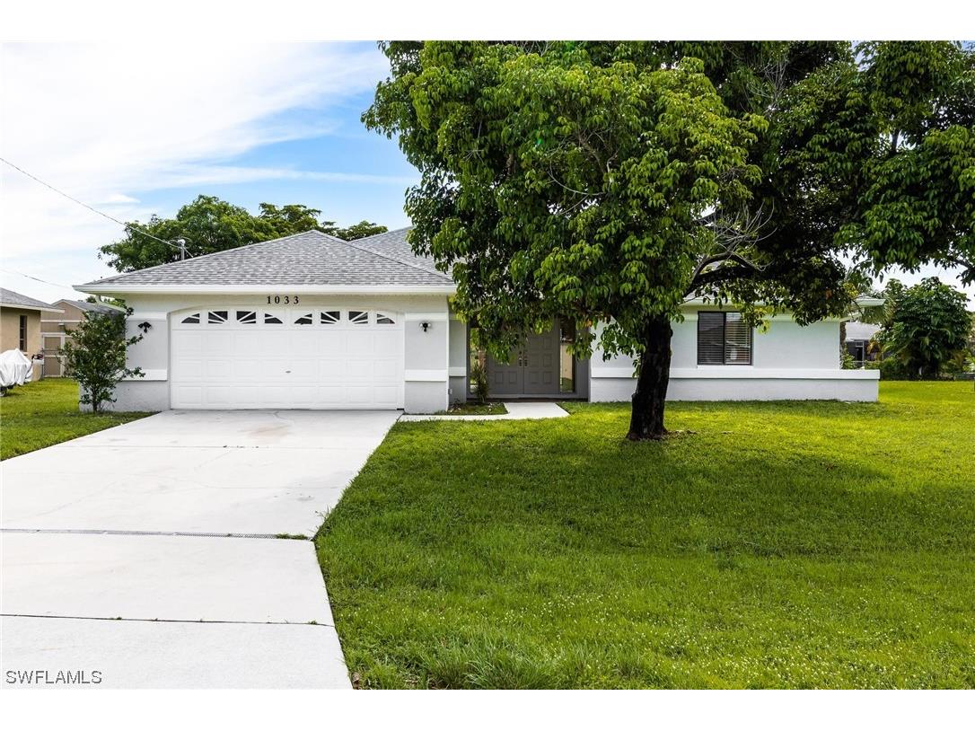 1033 SE 18th Place Cape Coral FL 33990 223077320 image1