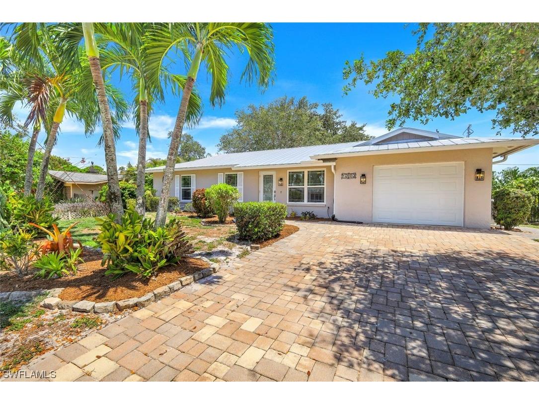 10330 Main Drive Bonita Springs FL 34135 223045818 image1