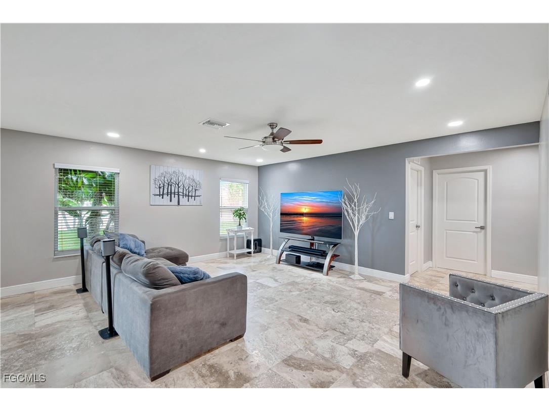 10337 Canal Brook Lane Lehigh Acres FL 33936 2025015003 image6