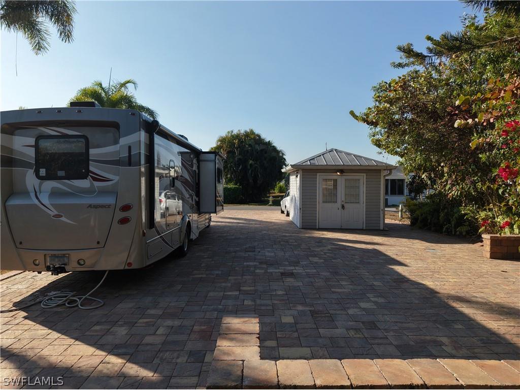 10337 Nightwood Dr. Fort Myers FL 33905 226007332 image28