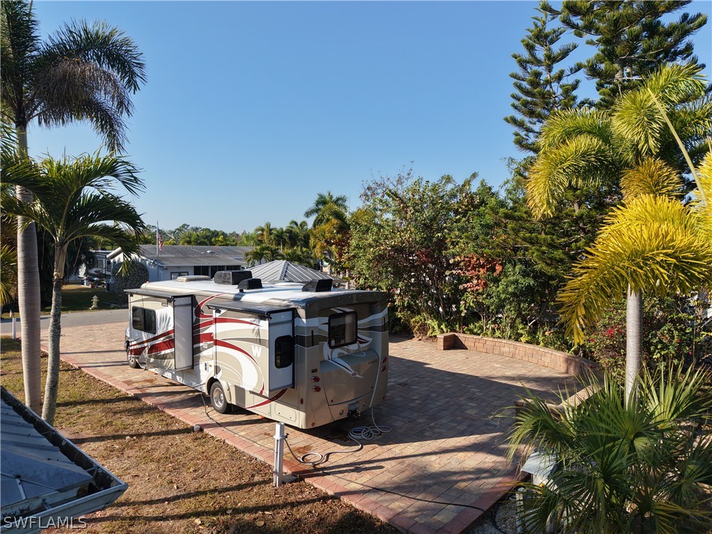 10337 Nightwood Dr. Fort Myers FL 33905 226007332 image30