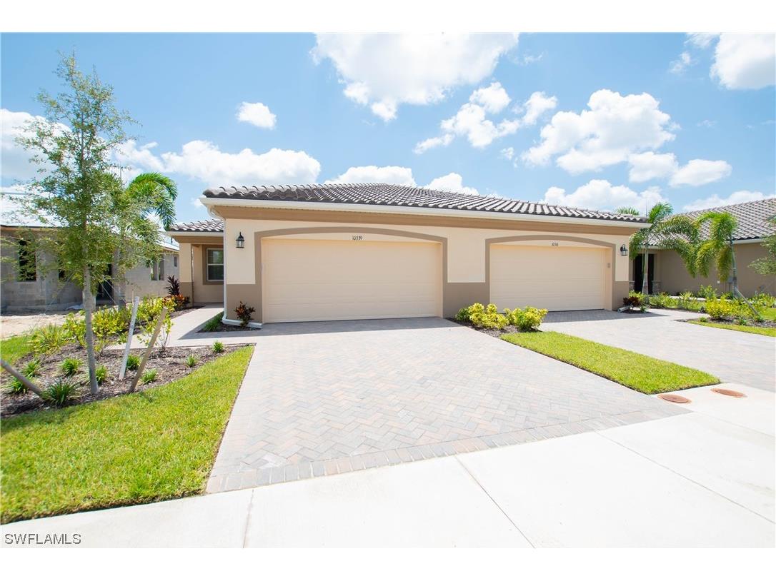 10339 Bonavie Cove Drive Fort Myers FL 33966 223061931 image1