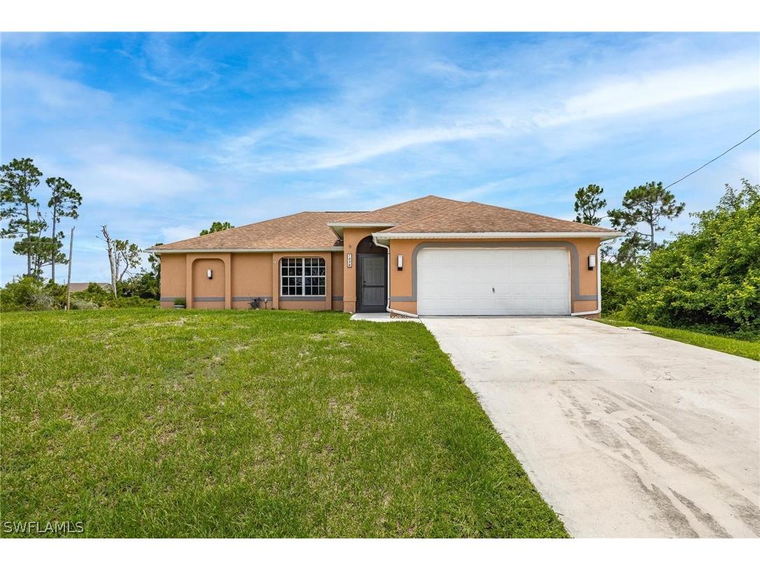 1034 Albion Street Lehigh Acres FL 33974 224053131 image1