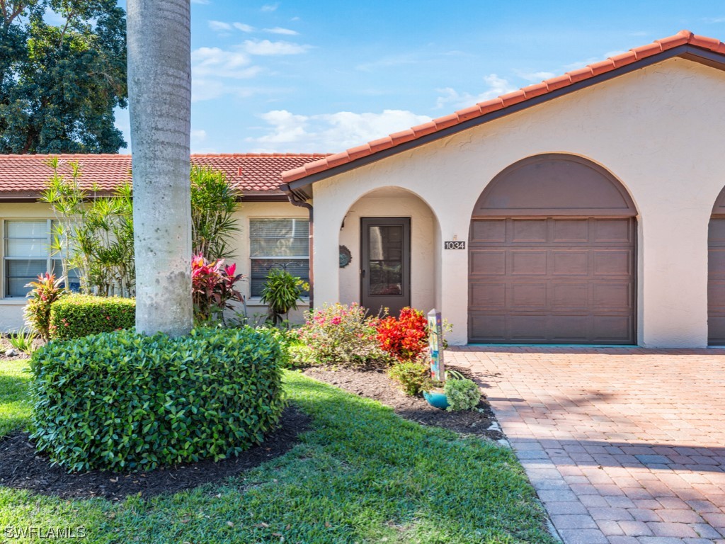 1034 Forest Lakes Drive #10-C Naples FL 34105 224009808 image1